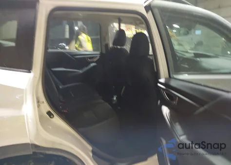 2021 Subaru Forester Premium из США, поврежденный, VIN JF2SKAJC5MH476089